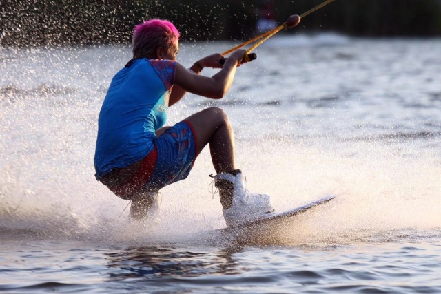 Dejándose llevar por el wakeboard